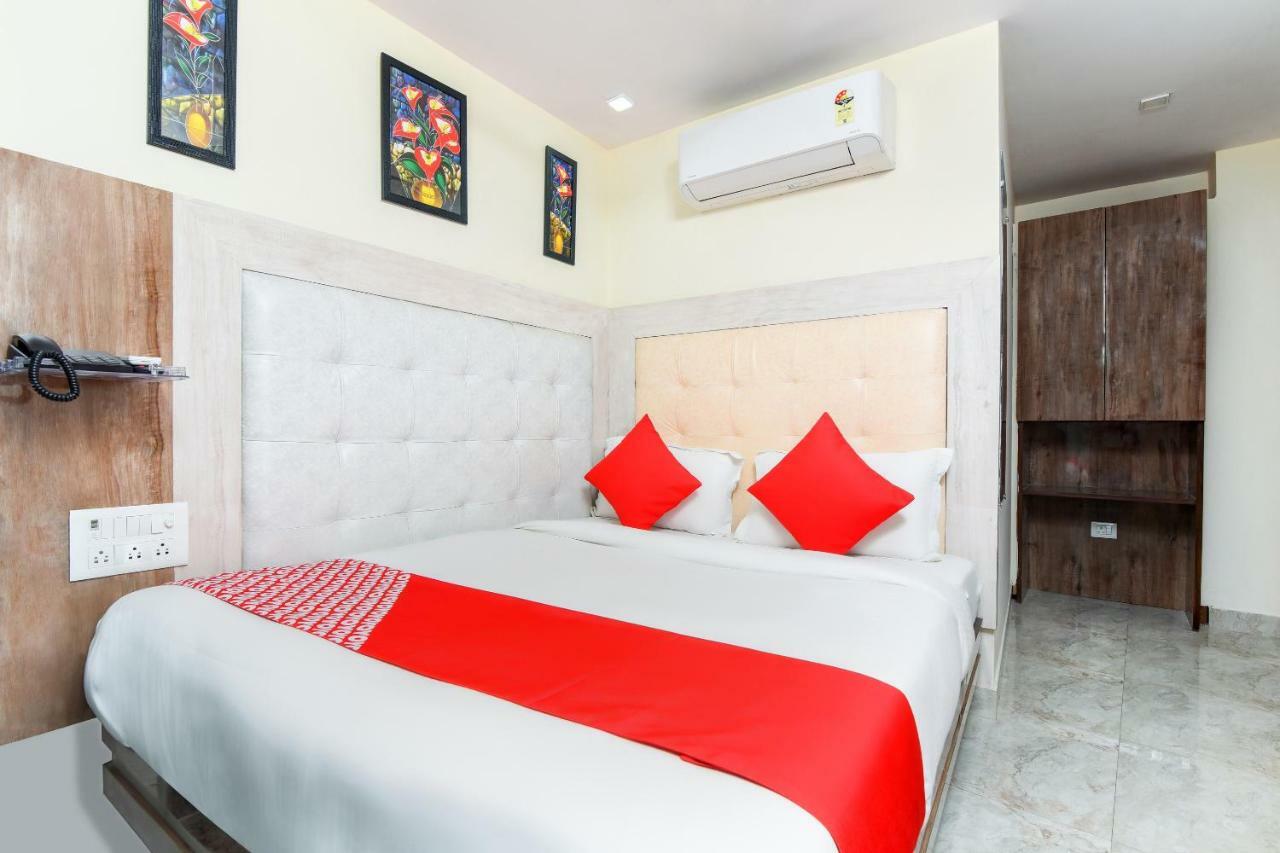 Hotel Harsha International New Delhi Bagian luar foto